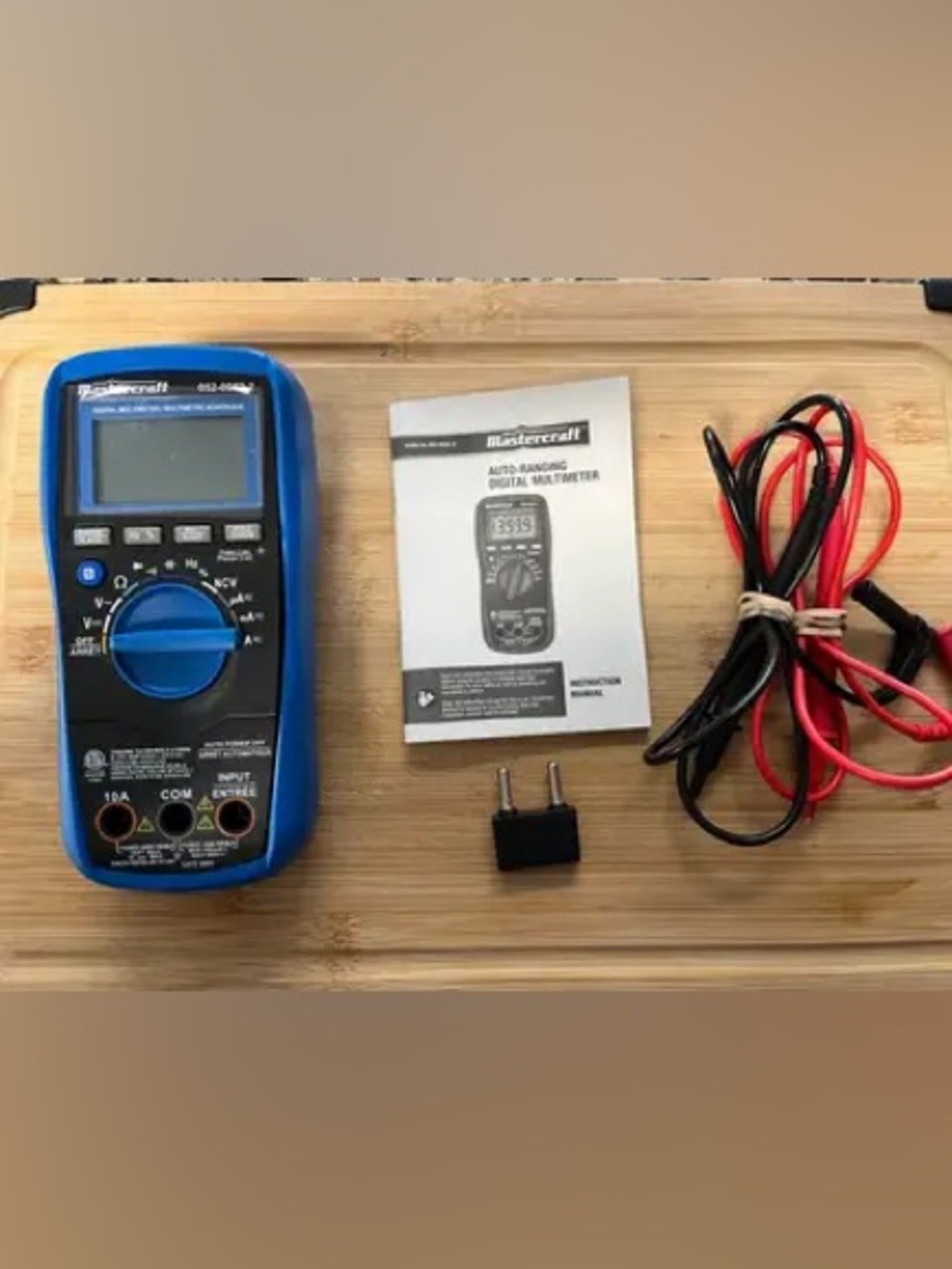 Full Autoranging Digital Multimeter - 11 Functions - Picture 2 of 4
